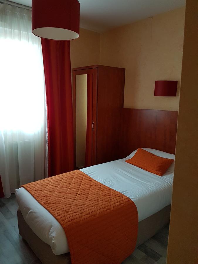 Logis Hotel Le Florina Sainte-Florine Екстериор снимка
