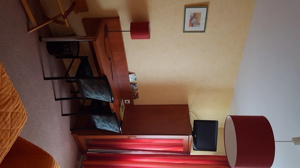 Logis Hotel Le Florina Sainte-Florine Стая снимка